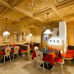 卢波比安科健康酒店 4* 卡纳泽伊