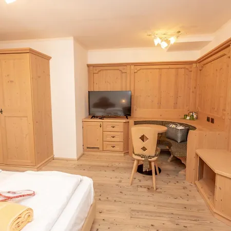 Wellness Lupo Bianco 4*
