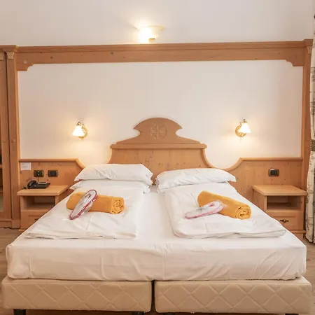 Wellness Lupo Bianco 4* Canazei