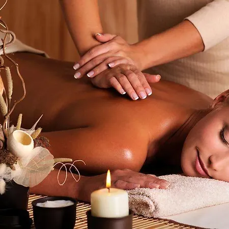 Готель Wellness Lupo Bianco 4*