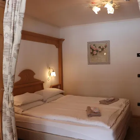Hotel Wellness Lupo Bianco Canazei