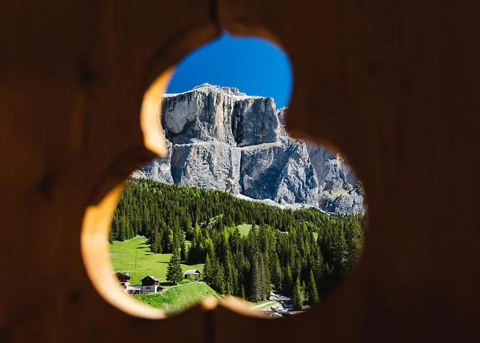 Wellness Lupo Bianco Szálloda 4*